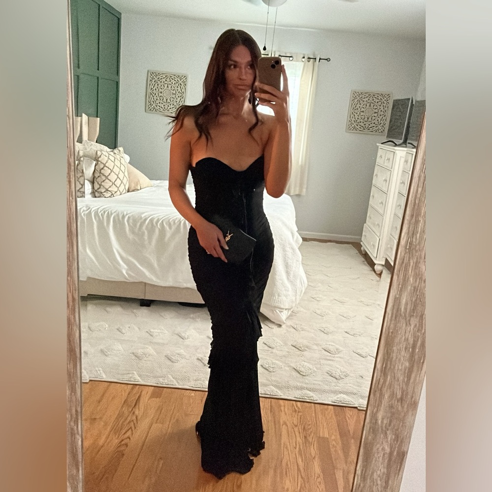 MAJORELLE Giules Gown in Black Size Large - WORN ONCE!